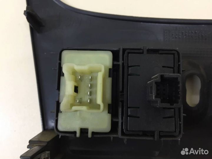 Блок кнопок Renault Logan 2 2014