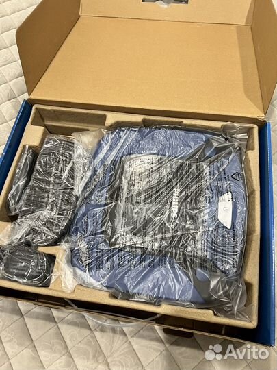 Робот пылесос philips