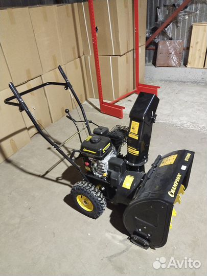 Снегоотбрасыватель champion ST656
