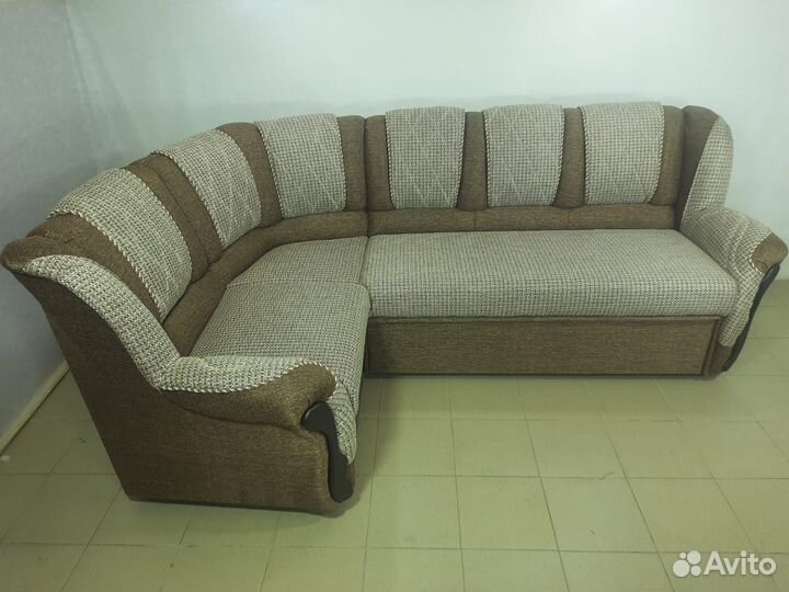 Угловой диван