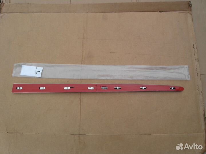 Хром молдинг двери передний левый Infiniti JX/QX60