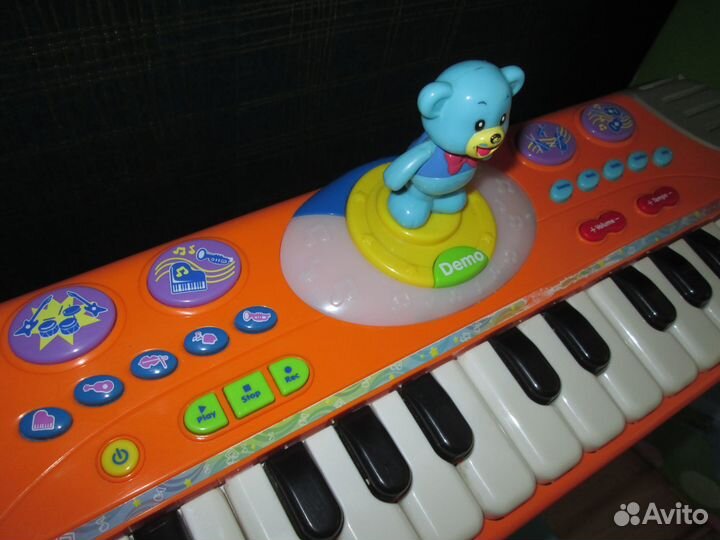 Детское пианино со стульчиком