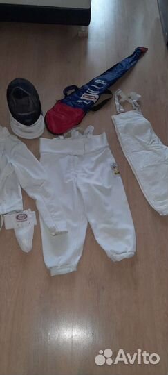 Фехтовальный костюм