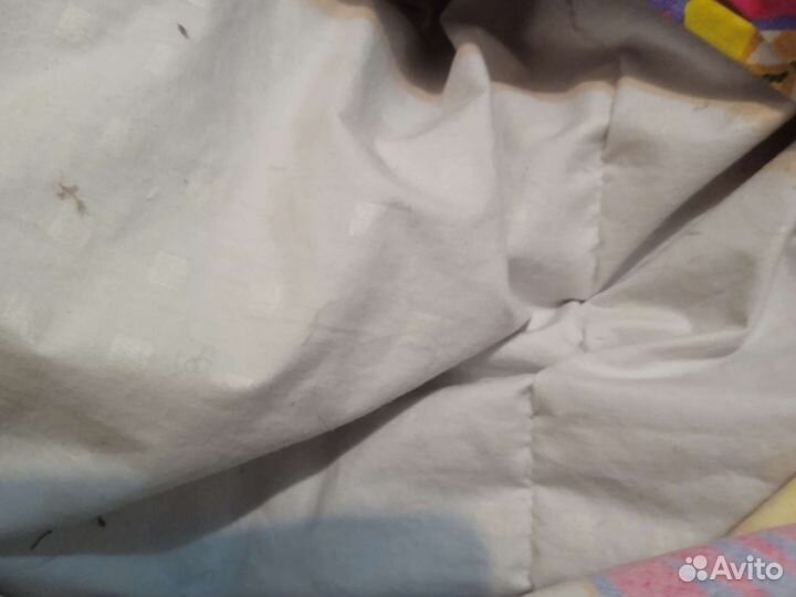 Одеяло пуховое бу, картина, статуэтки, из бисера