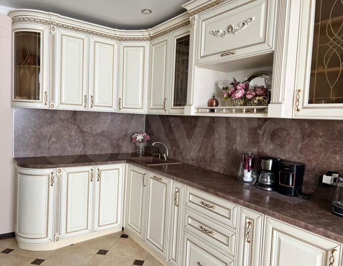 3-к. квартира, 90,5 м², 8/8 эт.