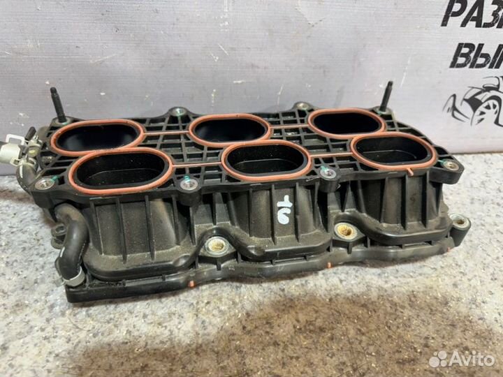 Впускной коллектор Kia Stinger 3.3 G6DP