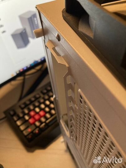 Корпус Powercase Mistral Micro Z3W Mesh LED