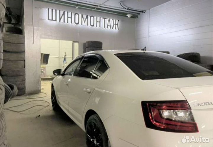 Pirelli Formula Ice 215/60 R17 100