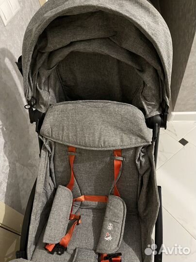 Коляска прогулочная Yoya care