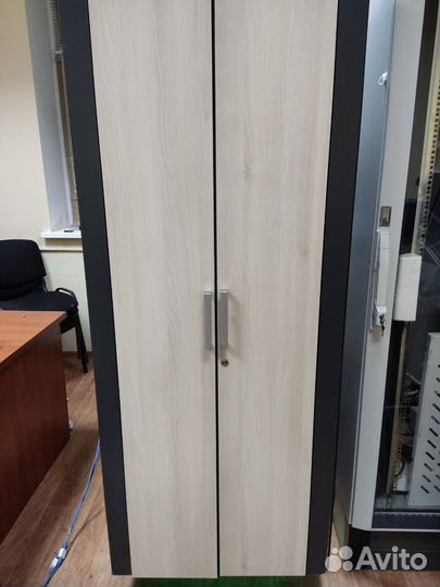 APC NetShelter CX, 38U, Soundproof(Шкаф серверный)