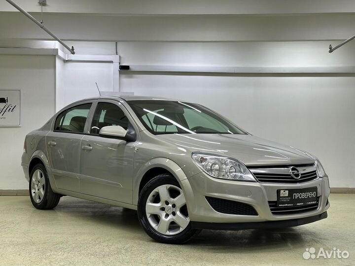 Opel Astra 1.6 МТ, 2008, 189 000 км