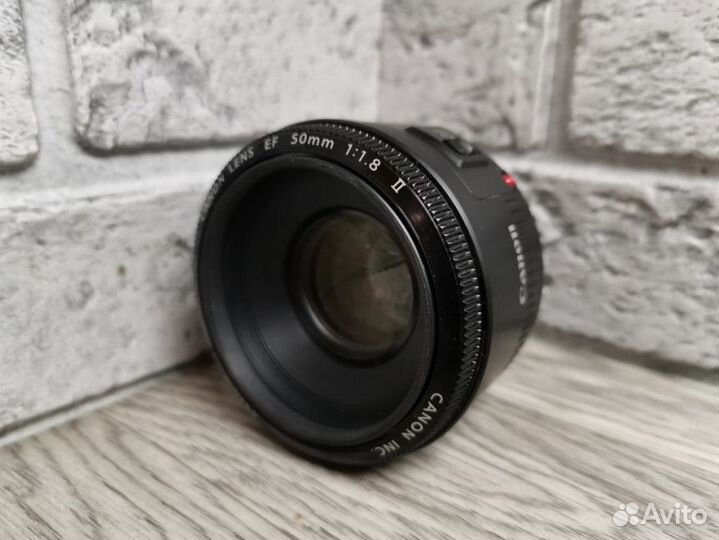Объектив Canon EF50mm f/1.8 ll