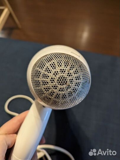 Фен для волос Polaris PHD 2038Ti белый