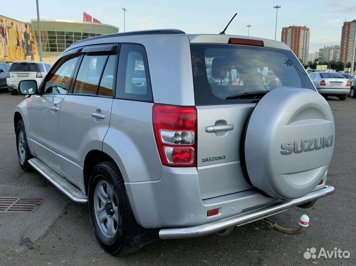 Suzuki Grand Vitara 2.0 AT, 2011, 220 000 км