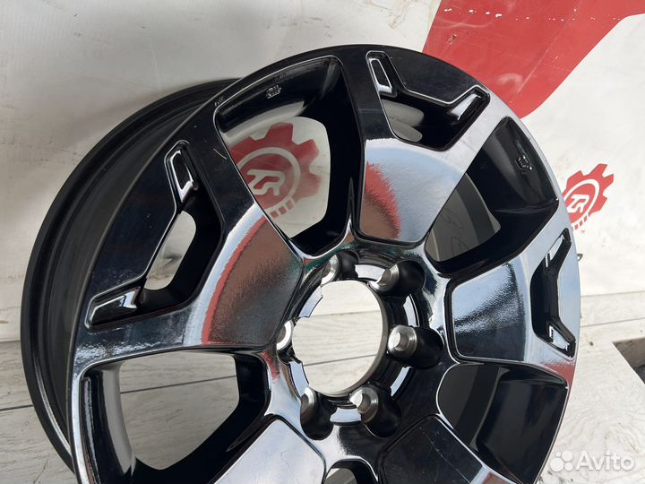 Toyota Hilux 8 диск R18
