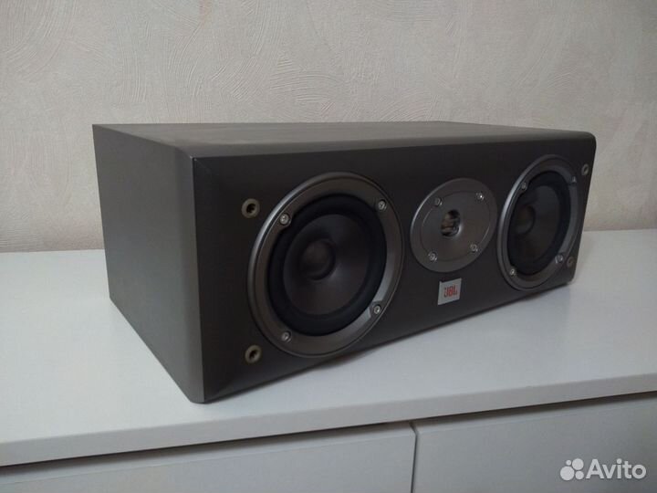 Центральная колонка JBL еc 25