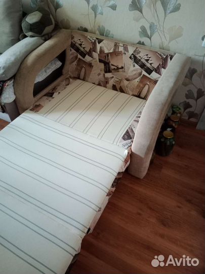 Детское кресло