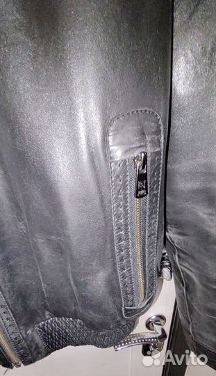 Кожаная куртка Toto