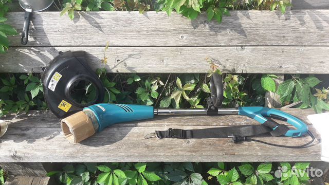 Триммер электрический makita ur3000