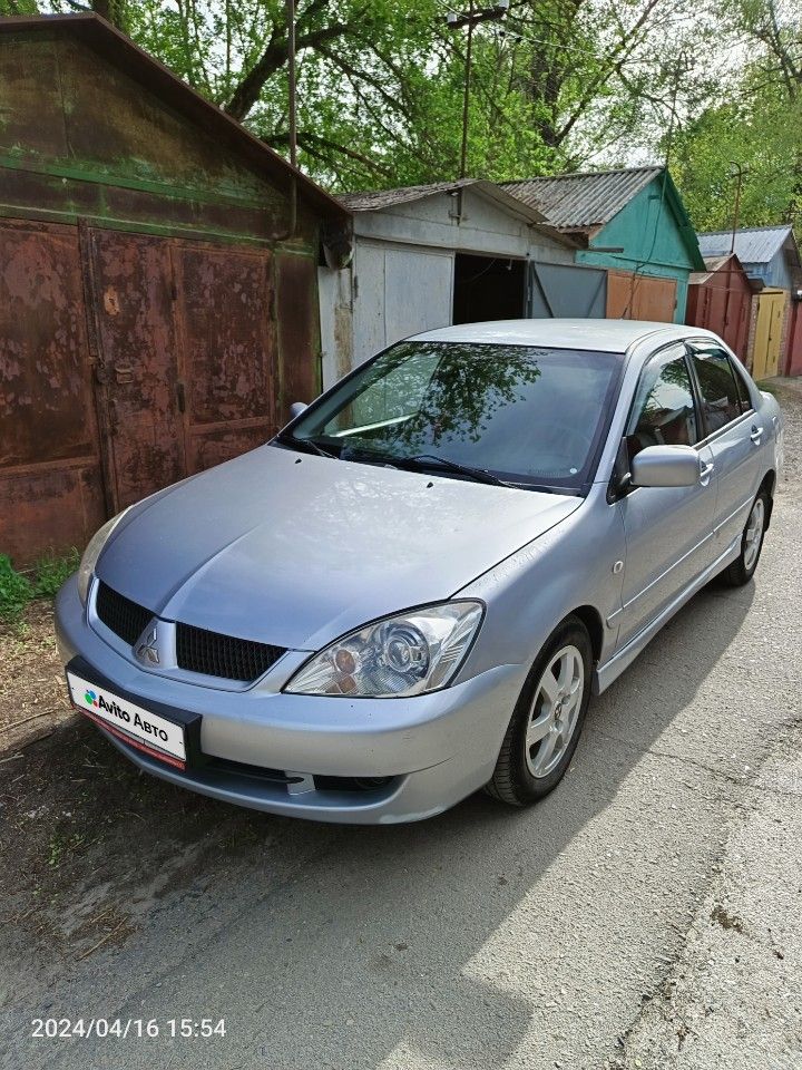 Mitsubishi Lancer: фото владельца