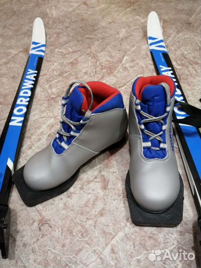 Беговые лыжи детские 130см