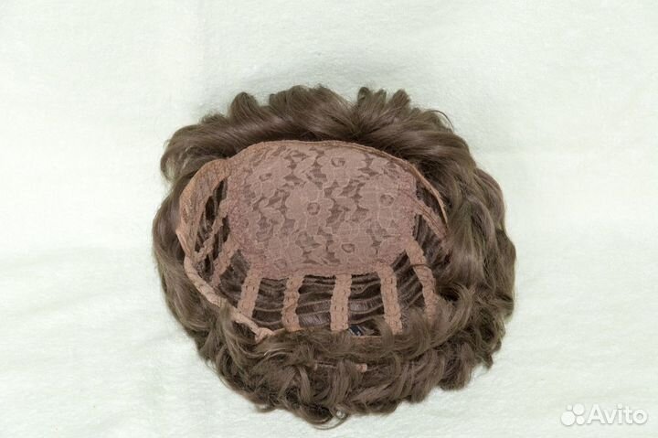 Парик женский из искусственных волос