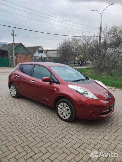 Nissan Leaf 109 л.с. AT, 2015, 81 000 км