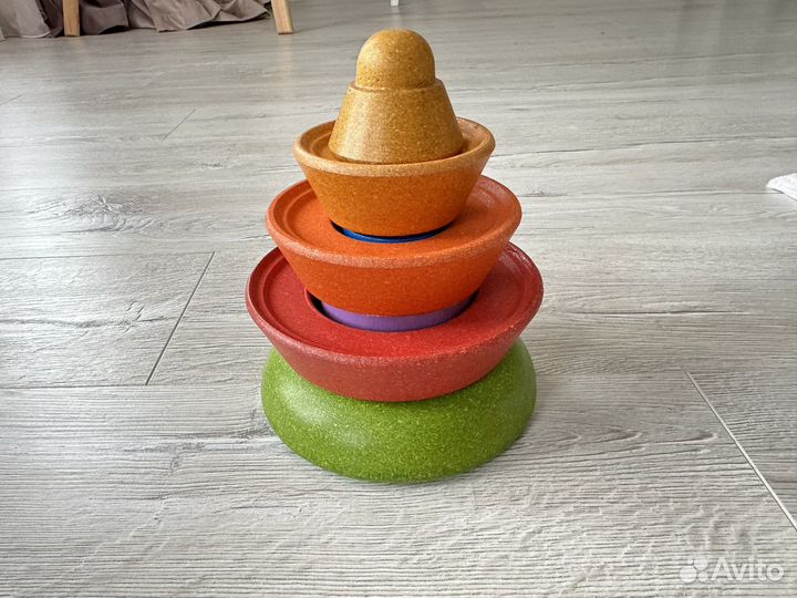 Развивающие деревянные игрушки plan toys, hape