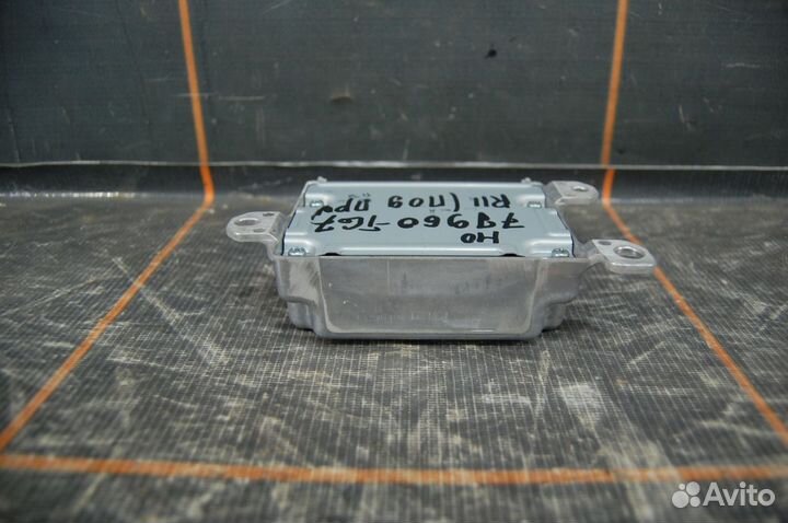 Блок управления SRS - Honda Pilot 3