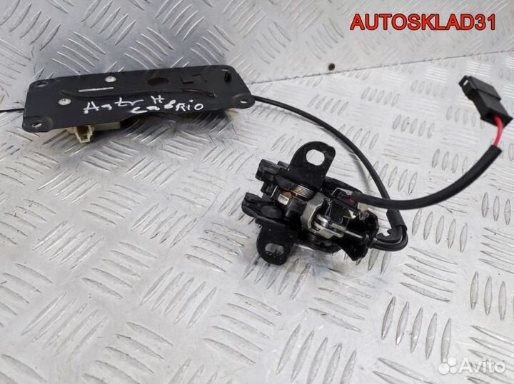 Замок багажника Opel Astra H 13300373 Cabrio