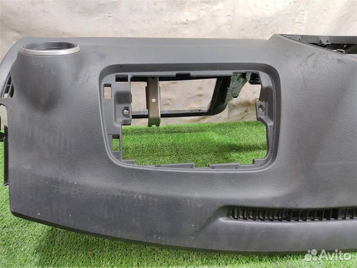 Торпедо Toyota RAV4 A2 2005