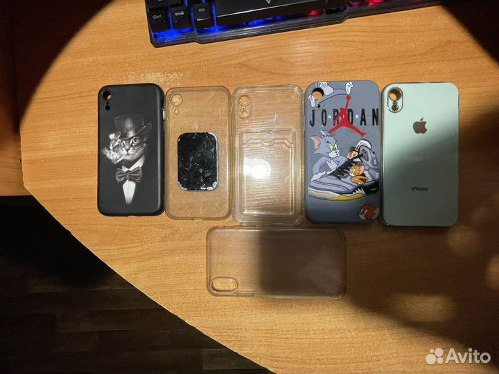 Чехлы iPhone XR