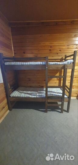 Двухъярусная кровать