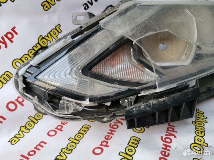 Фара левая Nissan Qashqai J11