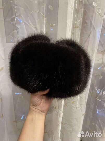 Женская шапка