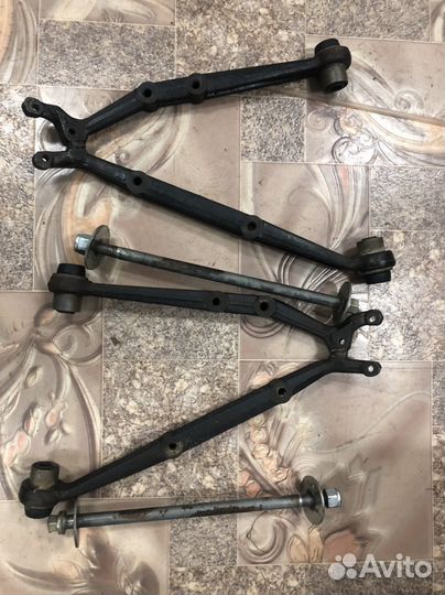Рычаги правый левый 2123