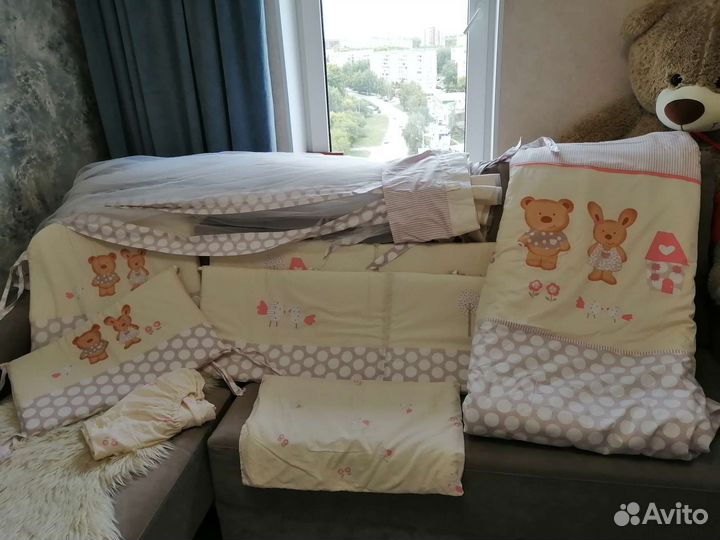 Бортики в кроватку и балдахин / комплект Perina