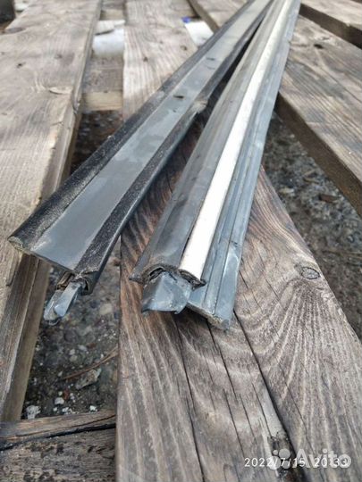 Молдинги Lincoln Continental