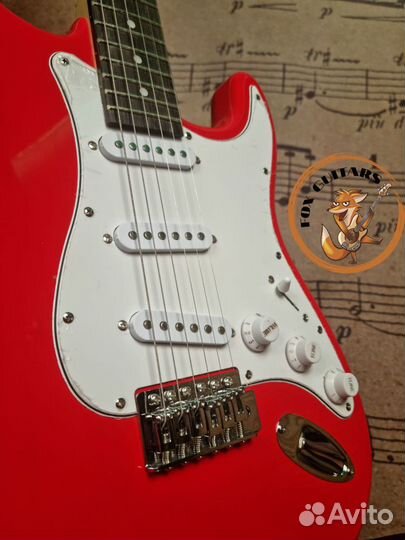 Электрогитара красная Стратокастер + чехол