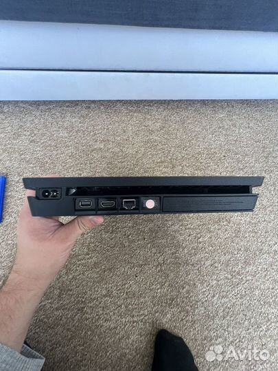 Sony Playstation 4 Slim 1 Tb. + FIFA 2023