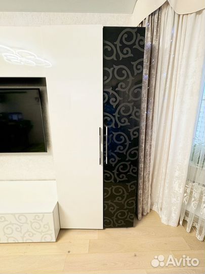 Стенка в гостинную 