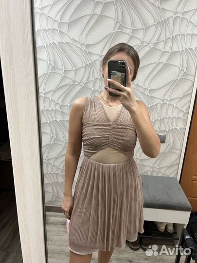 Брендовые вещи на девушку пакетом 42-44