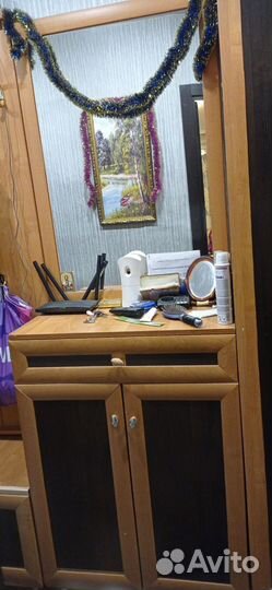 Прихожая бу шир. 215,выс.205, глуб. 40