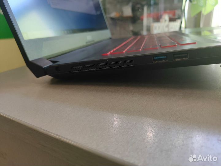 Игровой ноутбук msi katana gf76