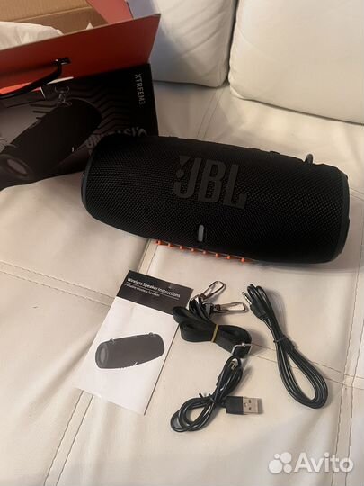 Портативная колонка jbl xtreme 3 черная на ремне