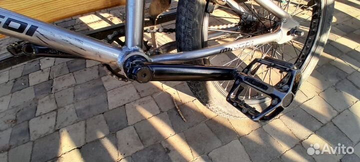 Трюковой велосипед BMX Mingoi