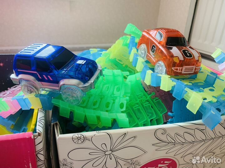 Гибкий трек 2 набора дороги и 2 машинки