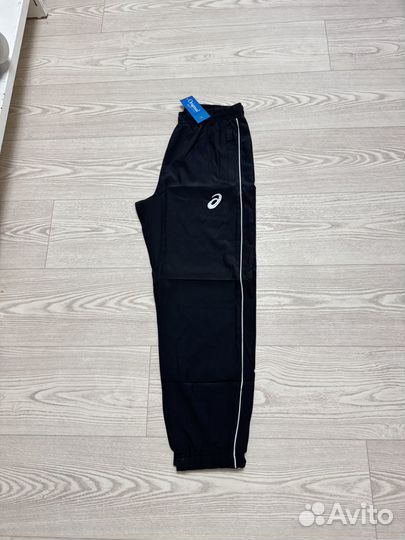 Спортивные штаны asics