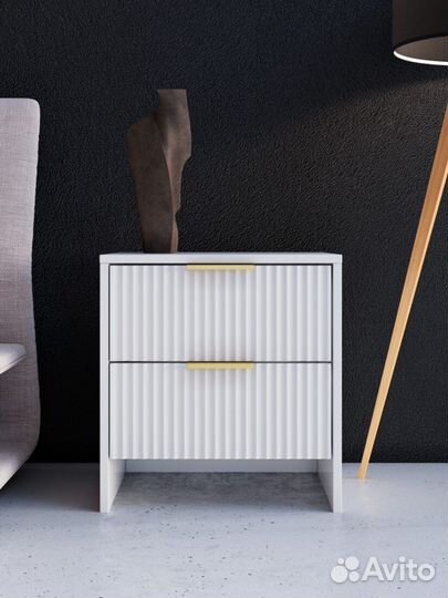 Тумбочка прикроватная. Новая