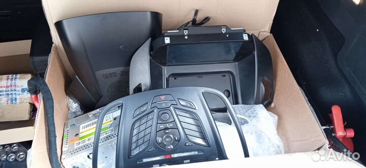 Магнитола на ford kuga 2